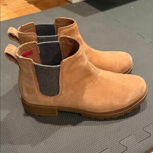 Sorel Tan and Gray Suede Winter Boots